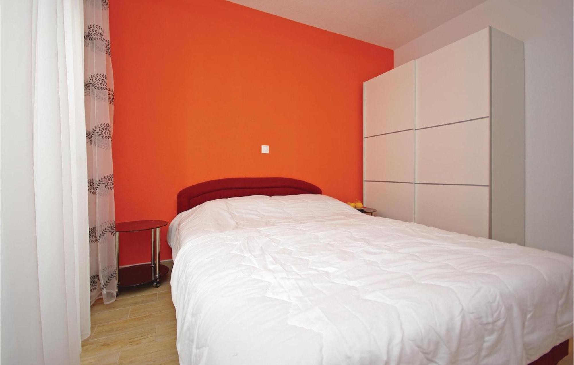 Gorgeous Apartment In Makarska With Wifi Buitenkant foto