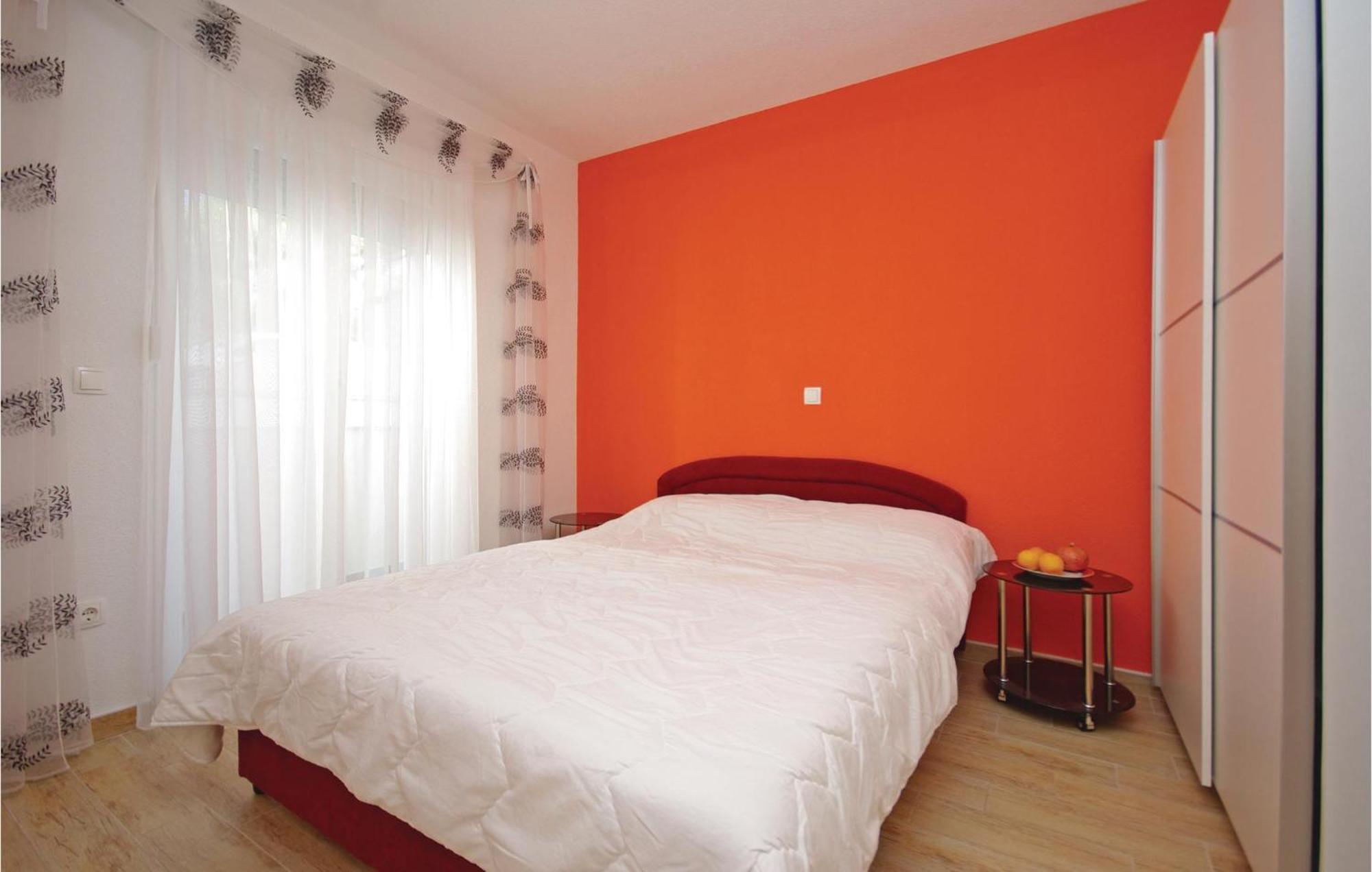 Gorgeous Apartment In Makarska With Wifi Buitenkant foto