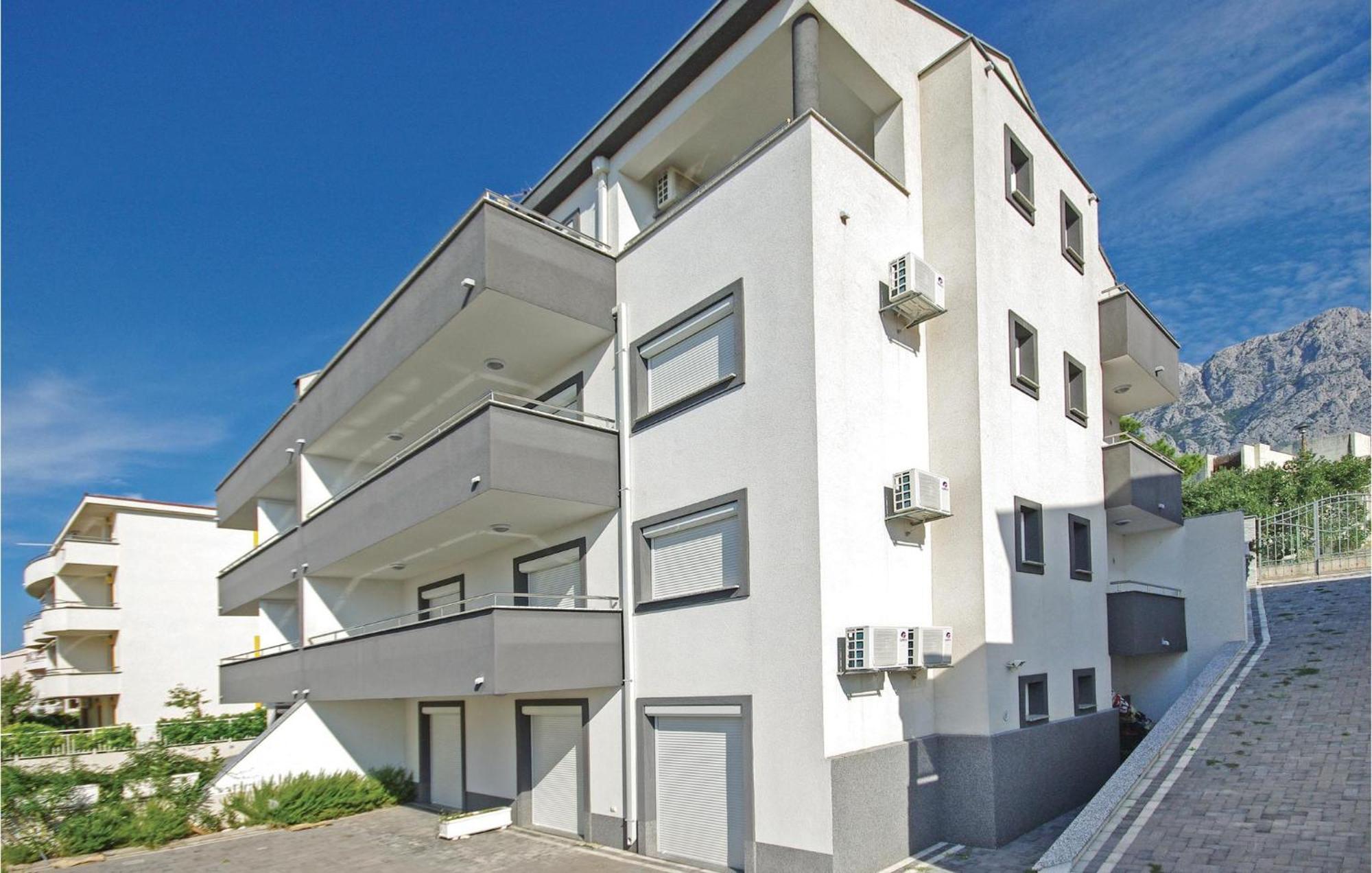 Gorgeous Apartment In Makarska With Wifi Buitenkant foto